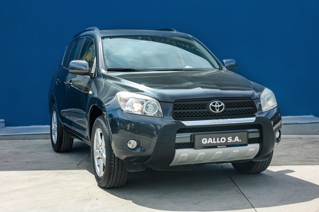 Toyota Rav-4